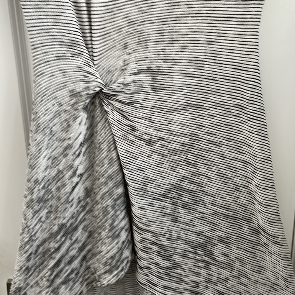 Max Studio Black/White Stripe Textured Twist Knot Hi Lo Dress L EUC - Picture 5 of 14